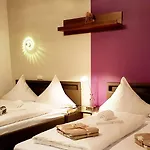 Blissberg Aparthotel 4*