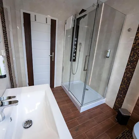 アパートホテル Blissberg 4*