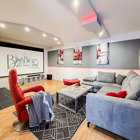 Blissberg Apartahotel 4*