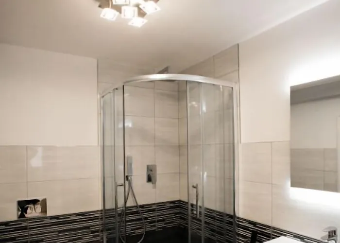 Blissberg מלון דירות 4*